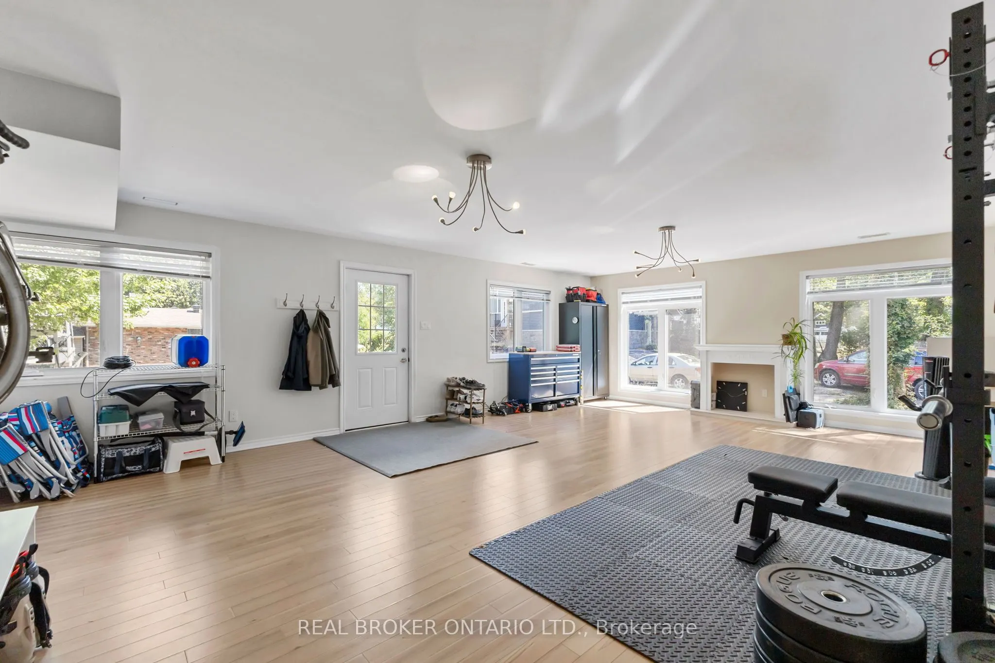 660 Bayview Drive