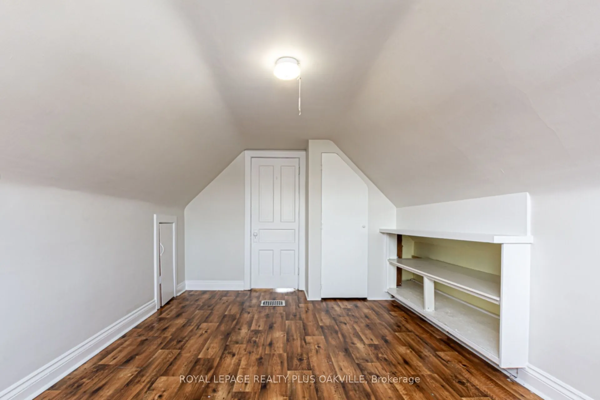 58 Lorne Avenue
