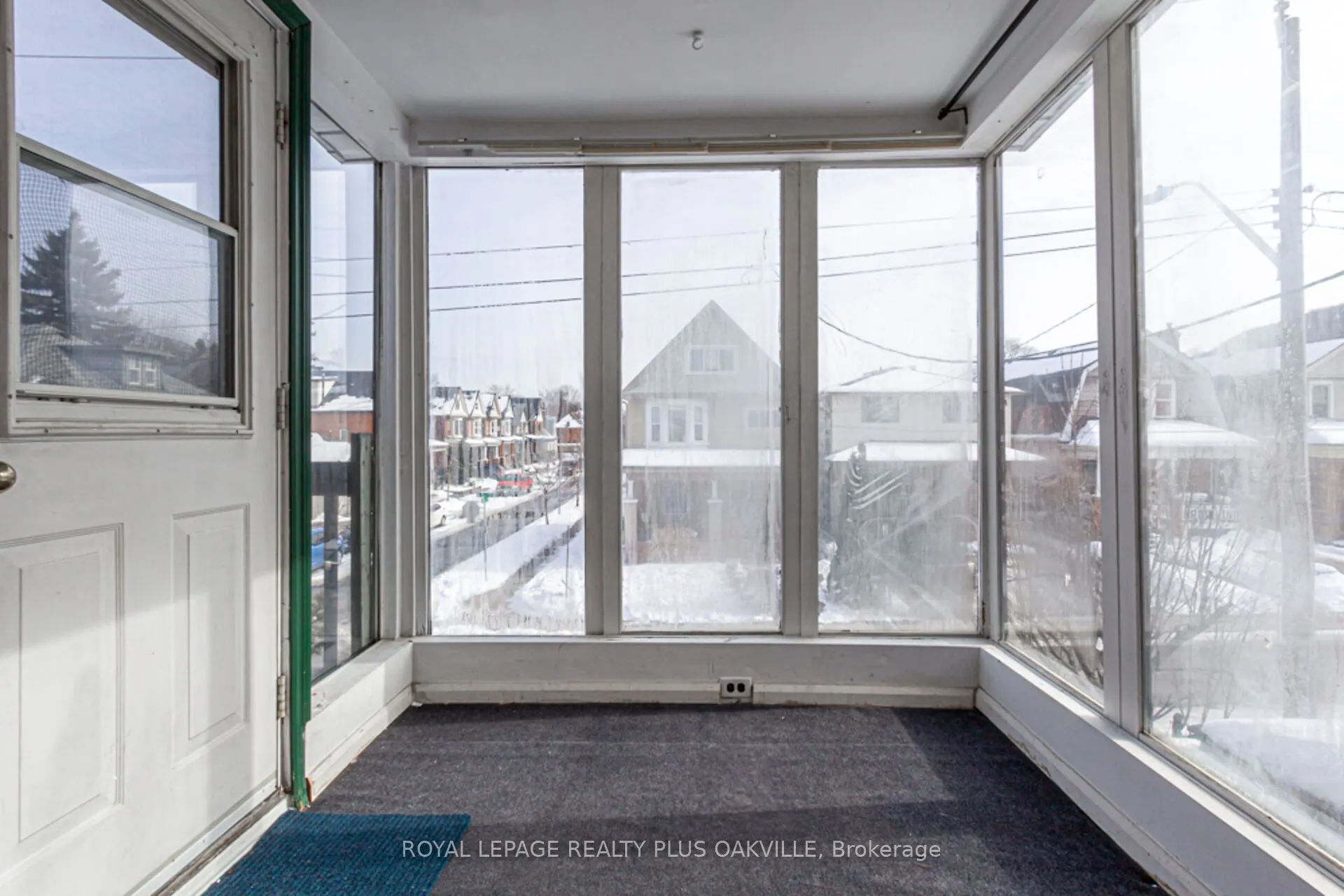 58 Lorne Avenue