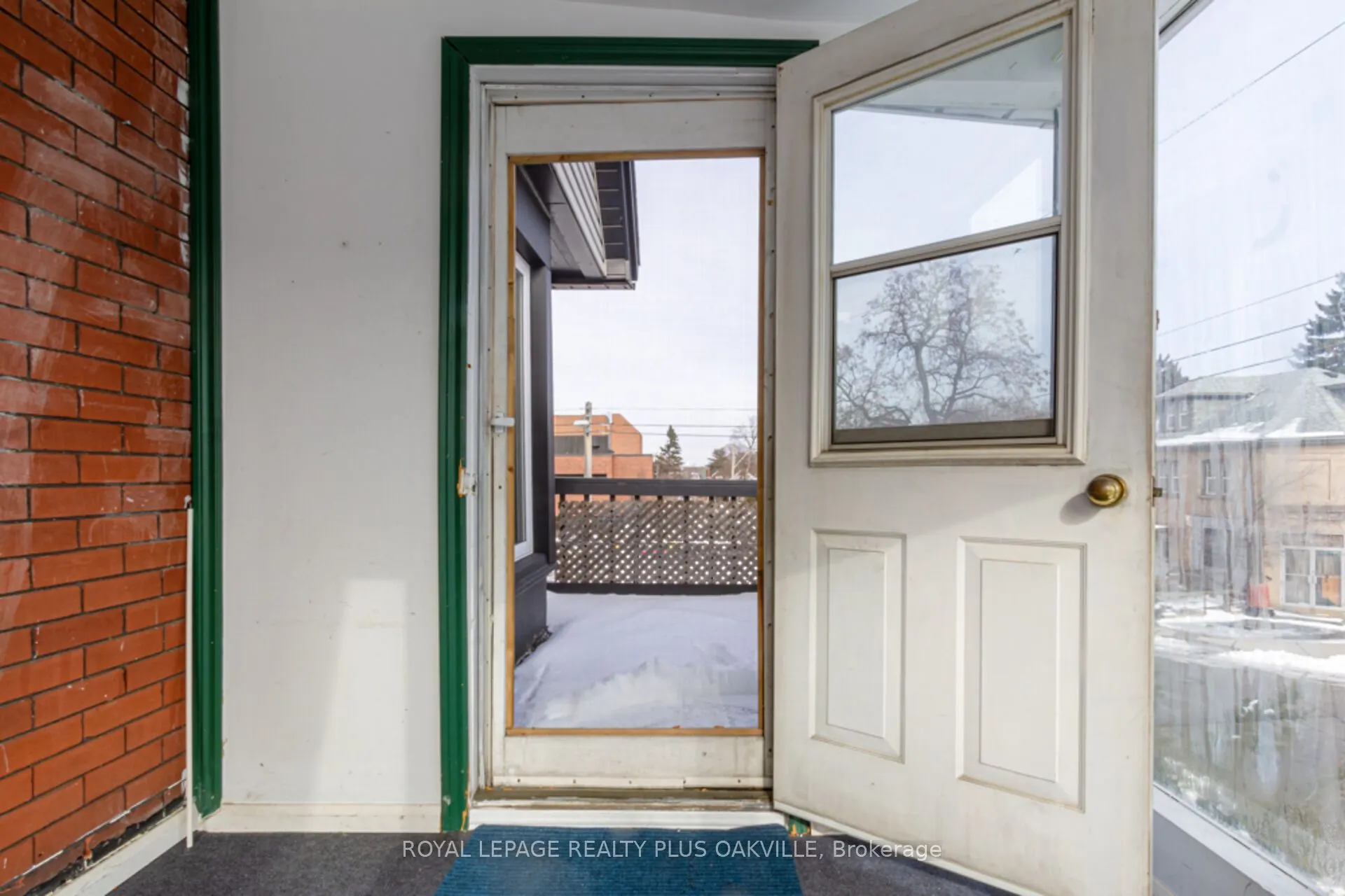 58 Lorne Avenue