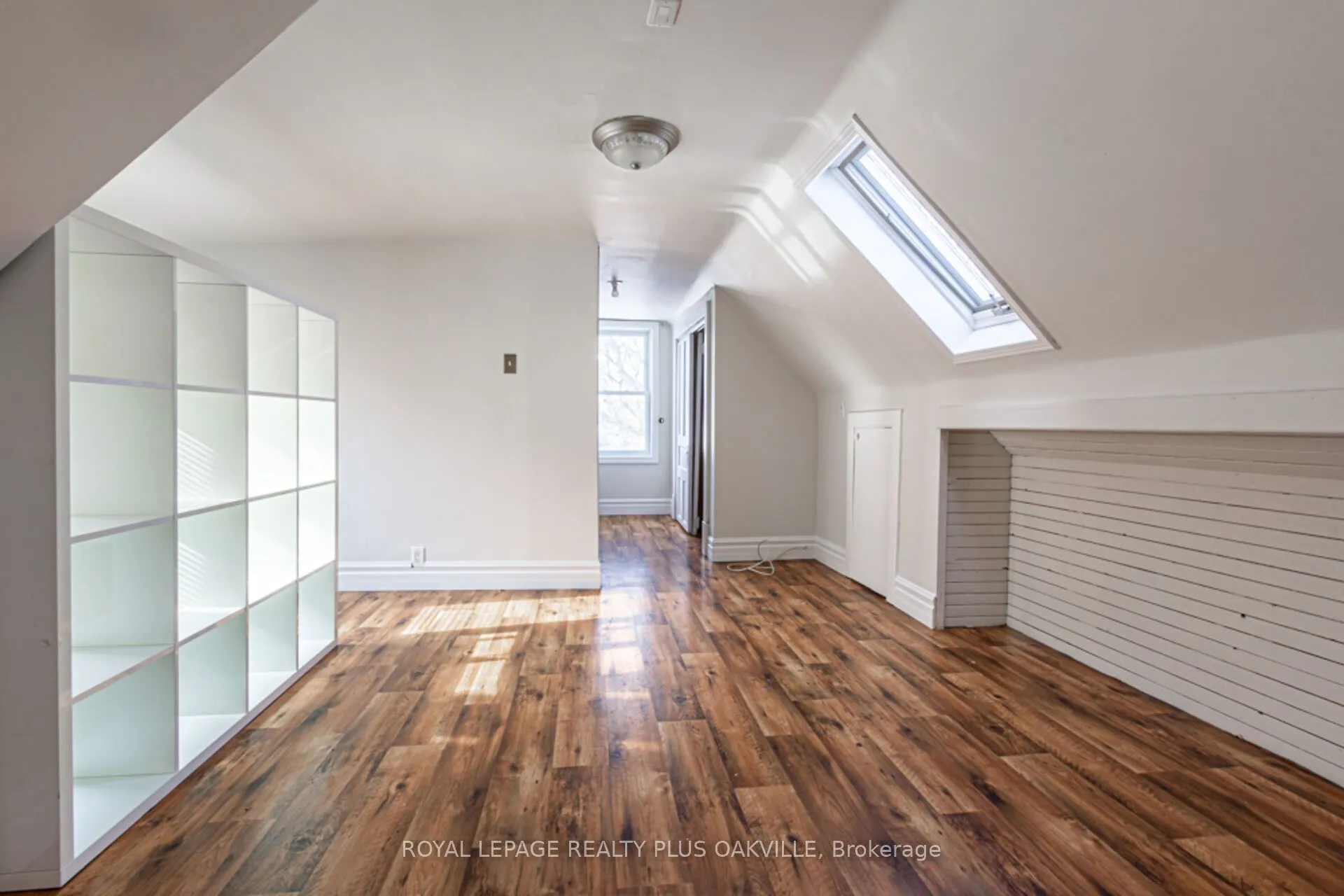 58 Lorne Avenue