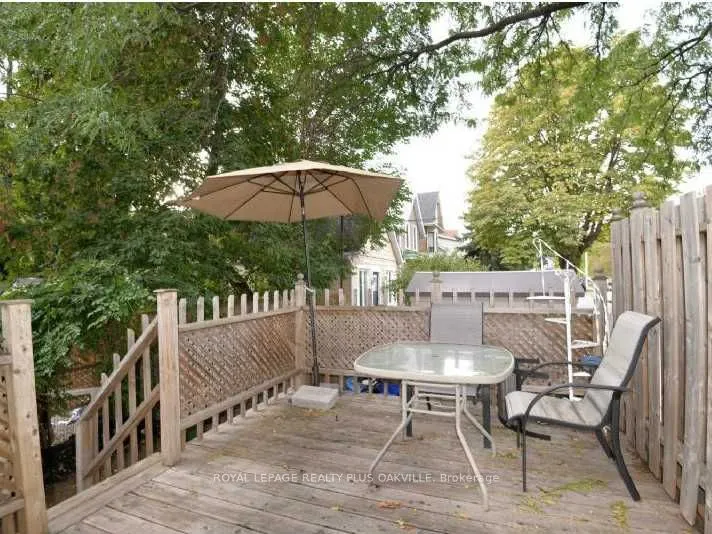58 Lorne Avenue