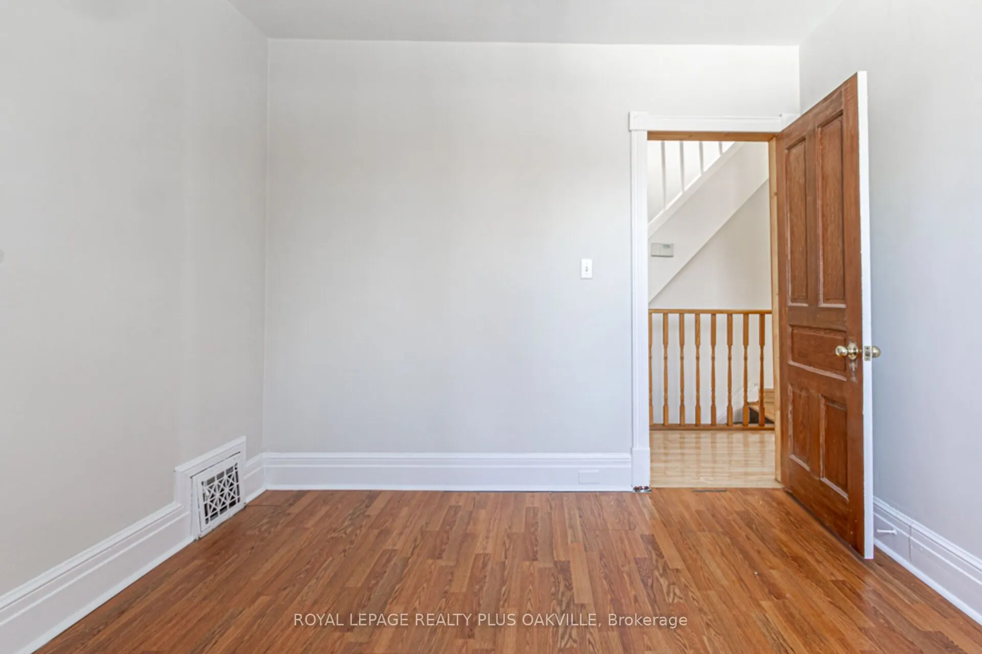58 Lorne Avenue