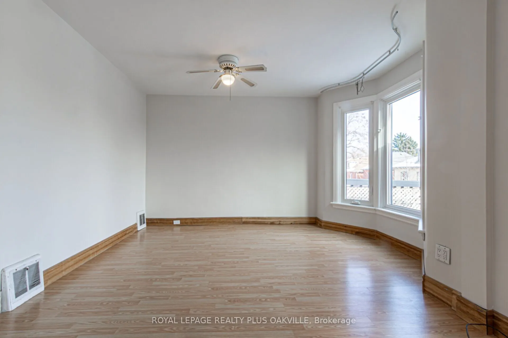 58 Lorne Avenue
