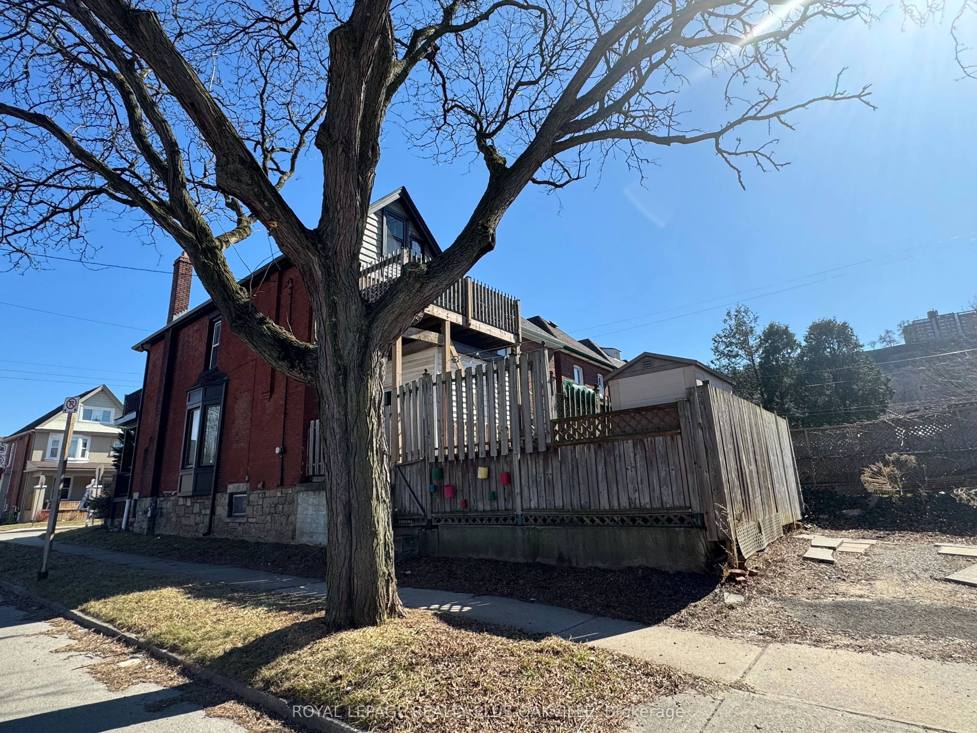 58 Lorne Avenue