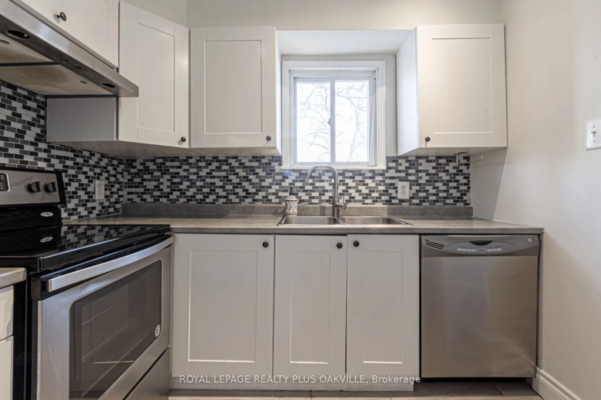 58 Lorne Avenue