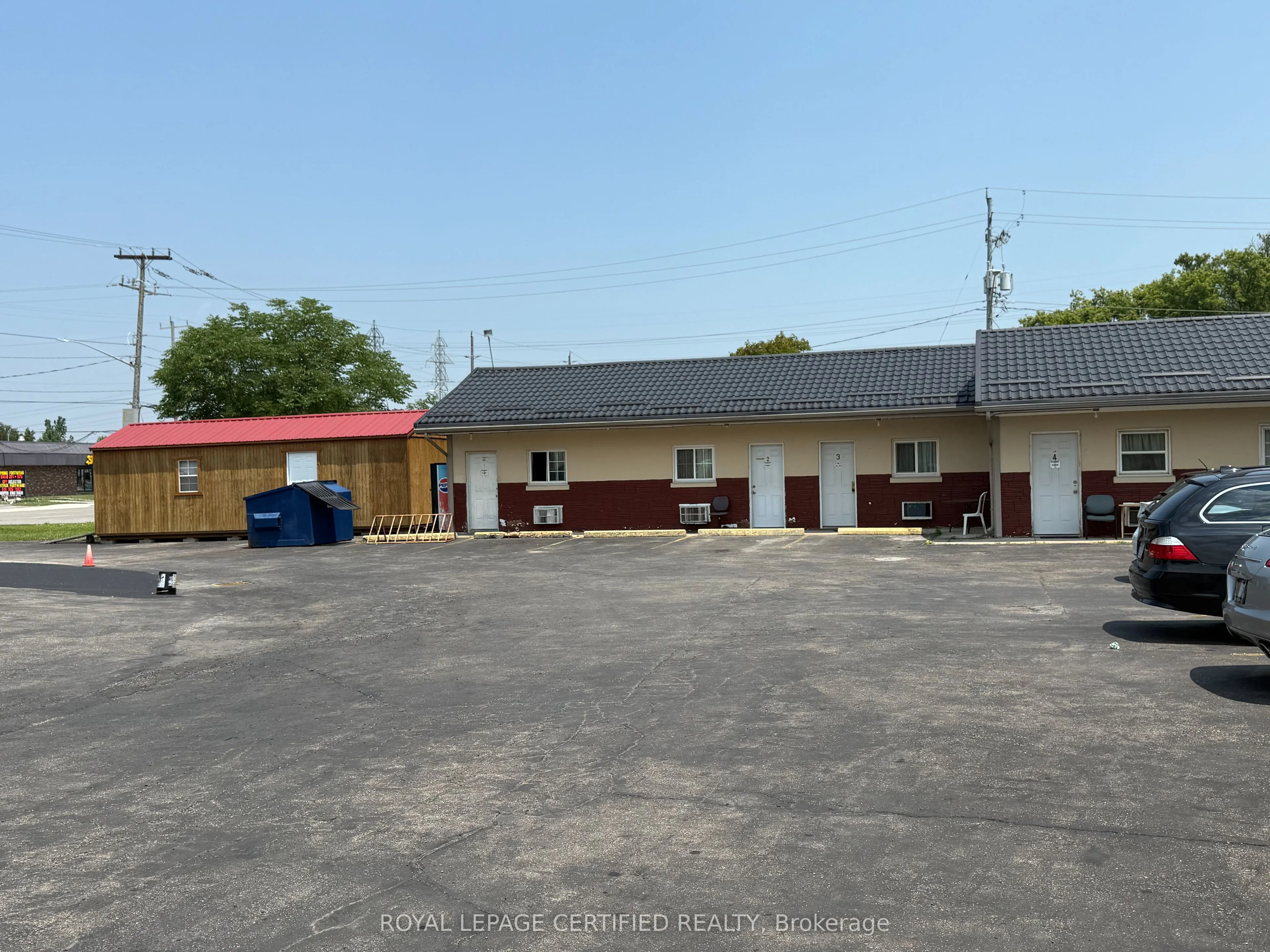 420 Grand Avenue E