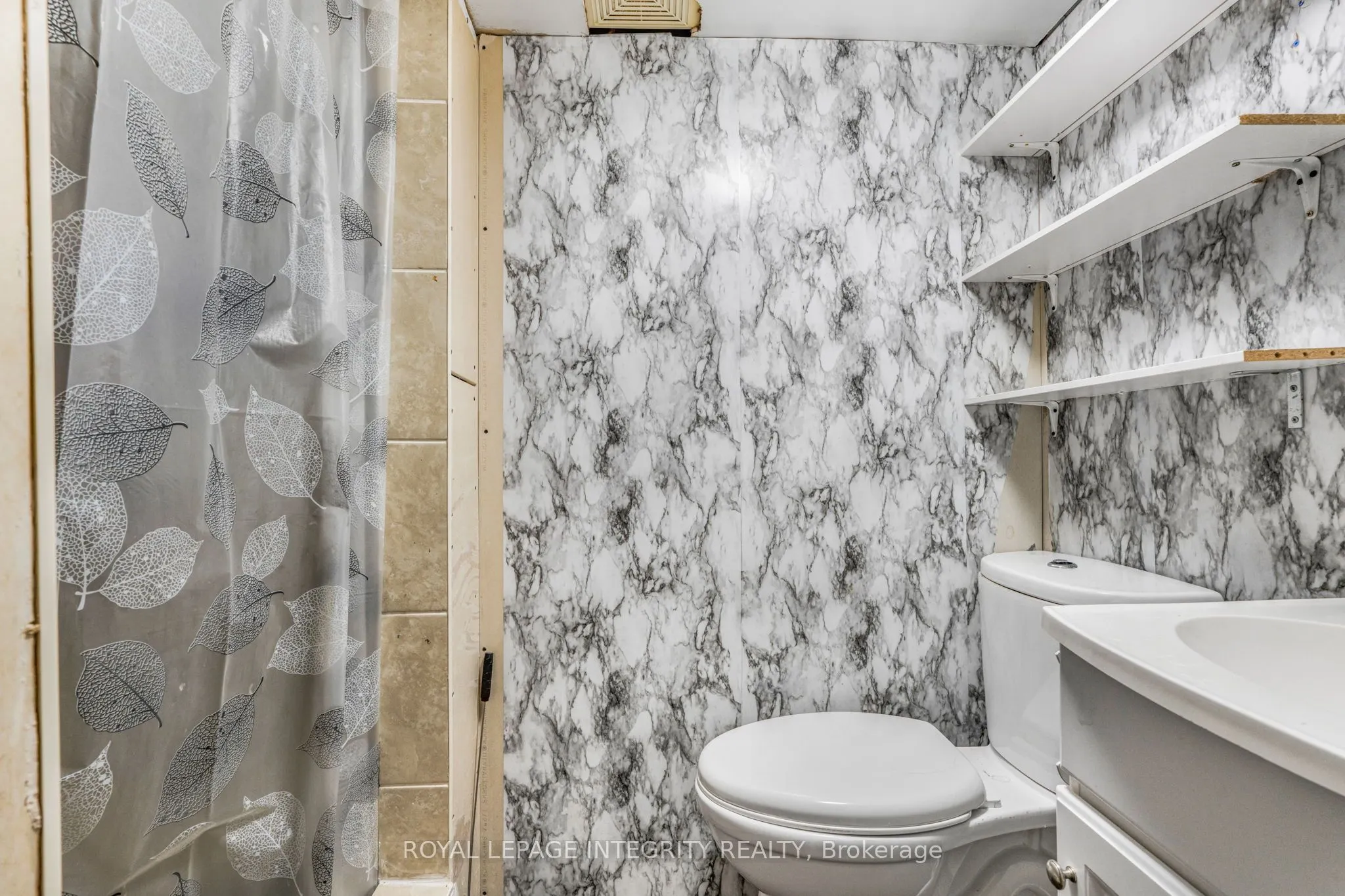 1548 Beaverpond Drive, #107