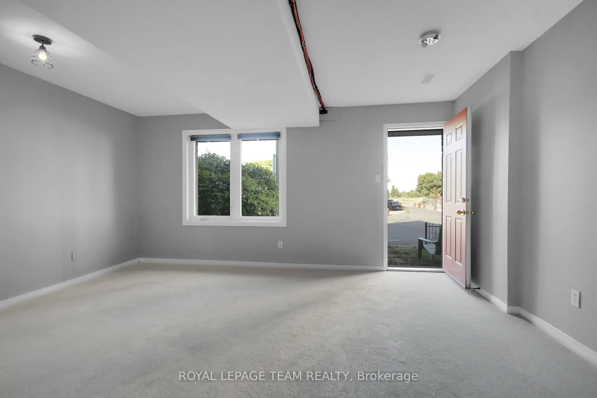 89 Thornbury Crescent