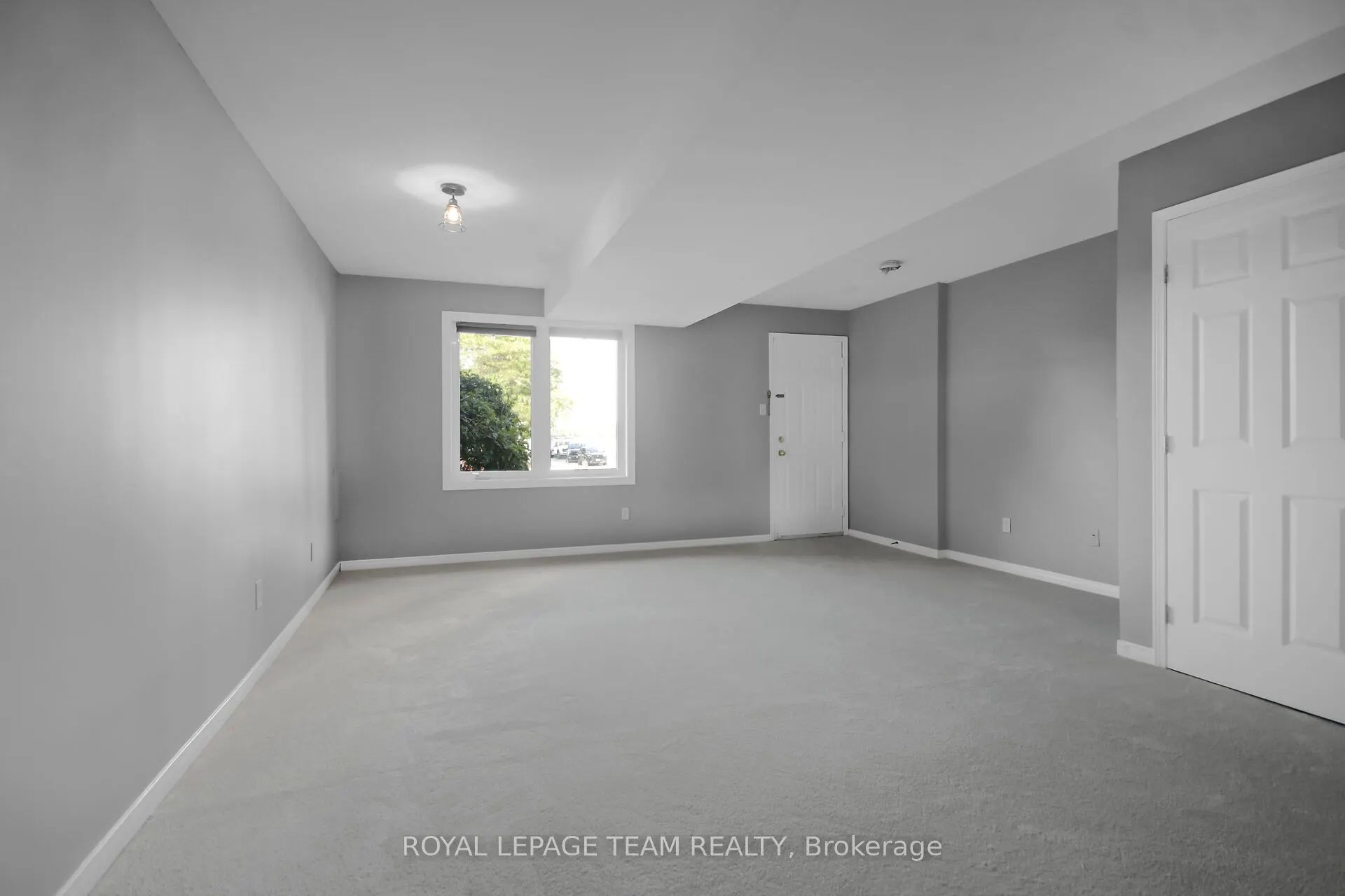 89 Thornbury Crescent