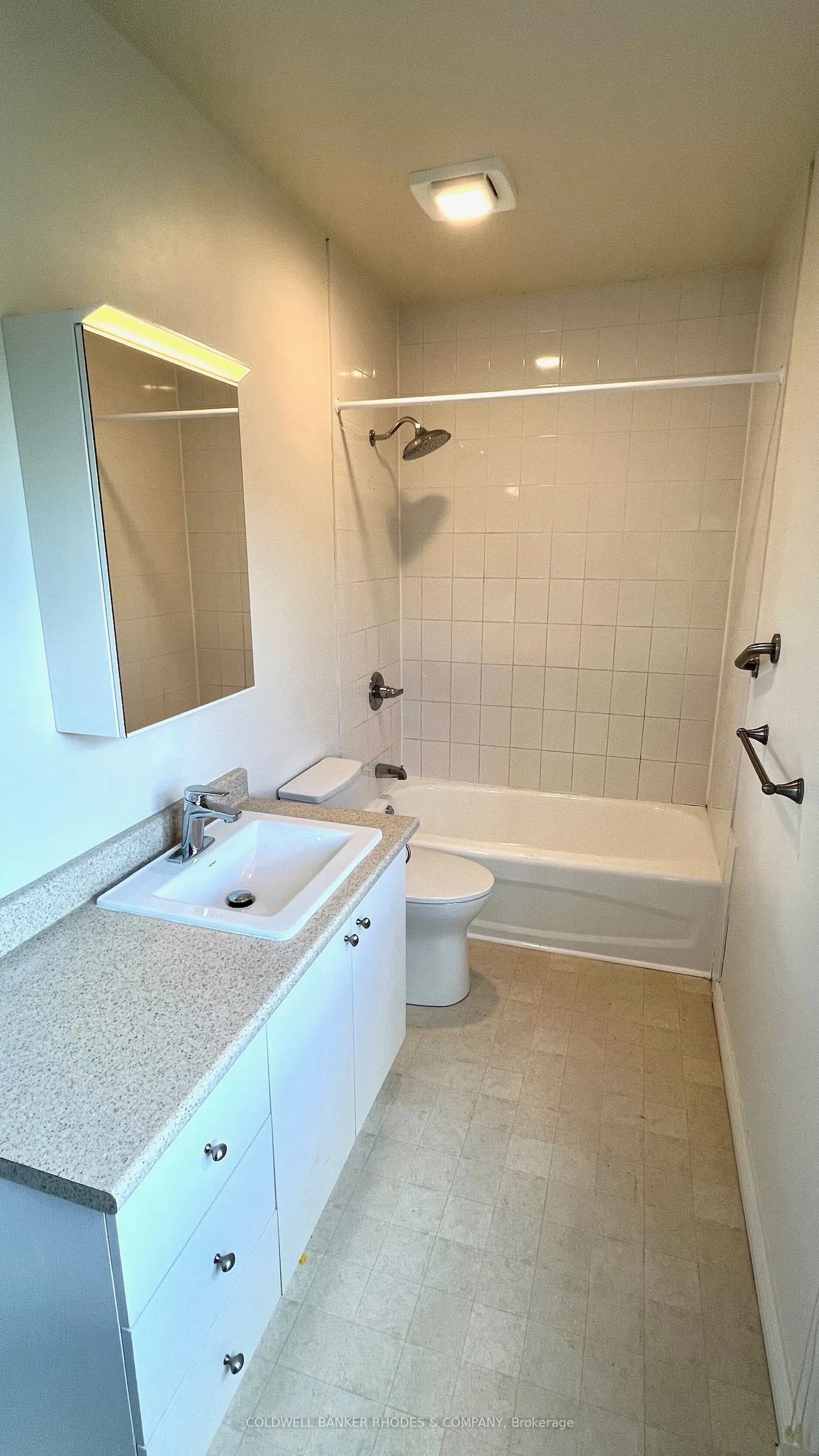 737 Gladstone Avenue, #3