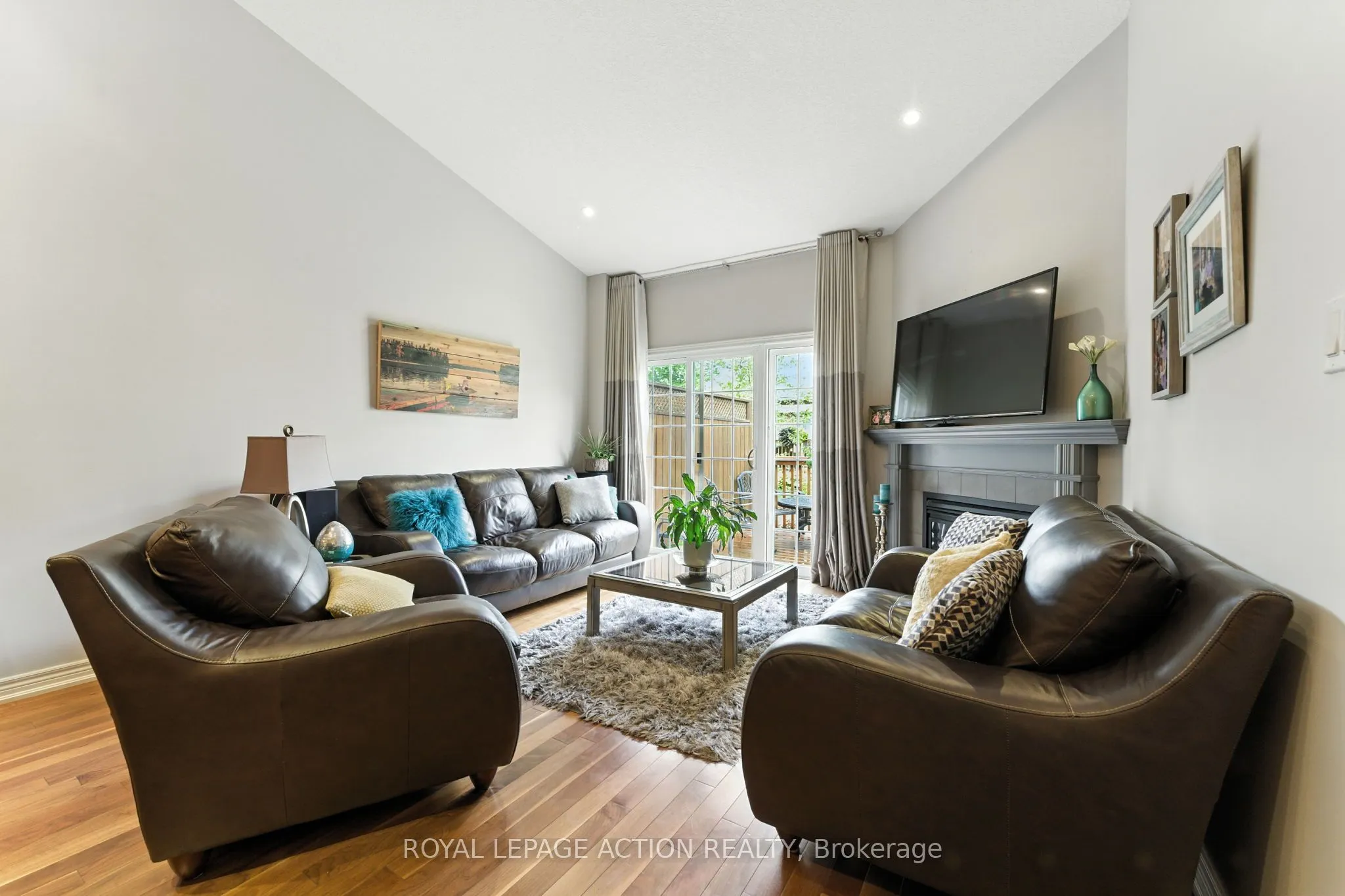 655 Park Road N, #2