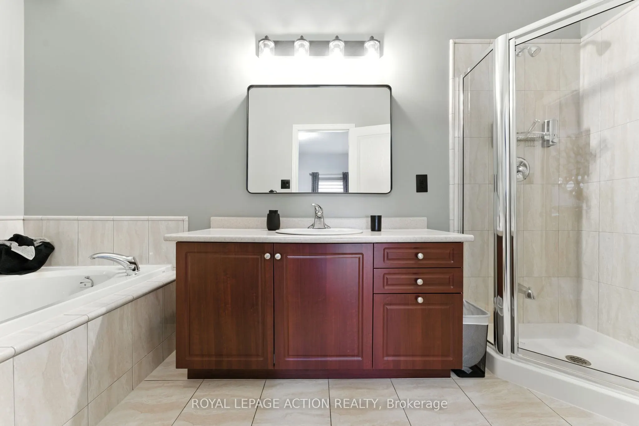 655 Park Road N, #2