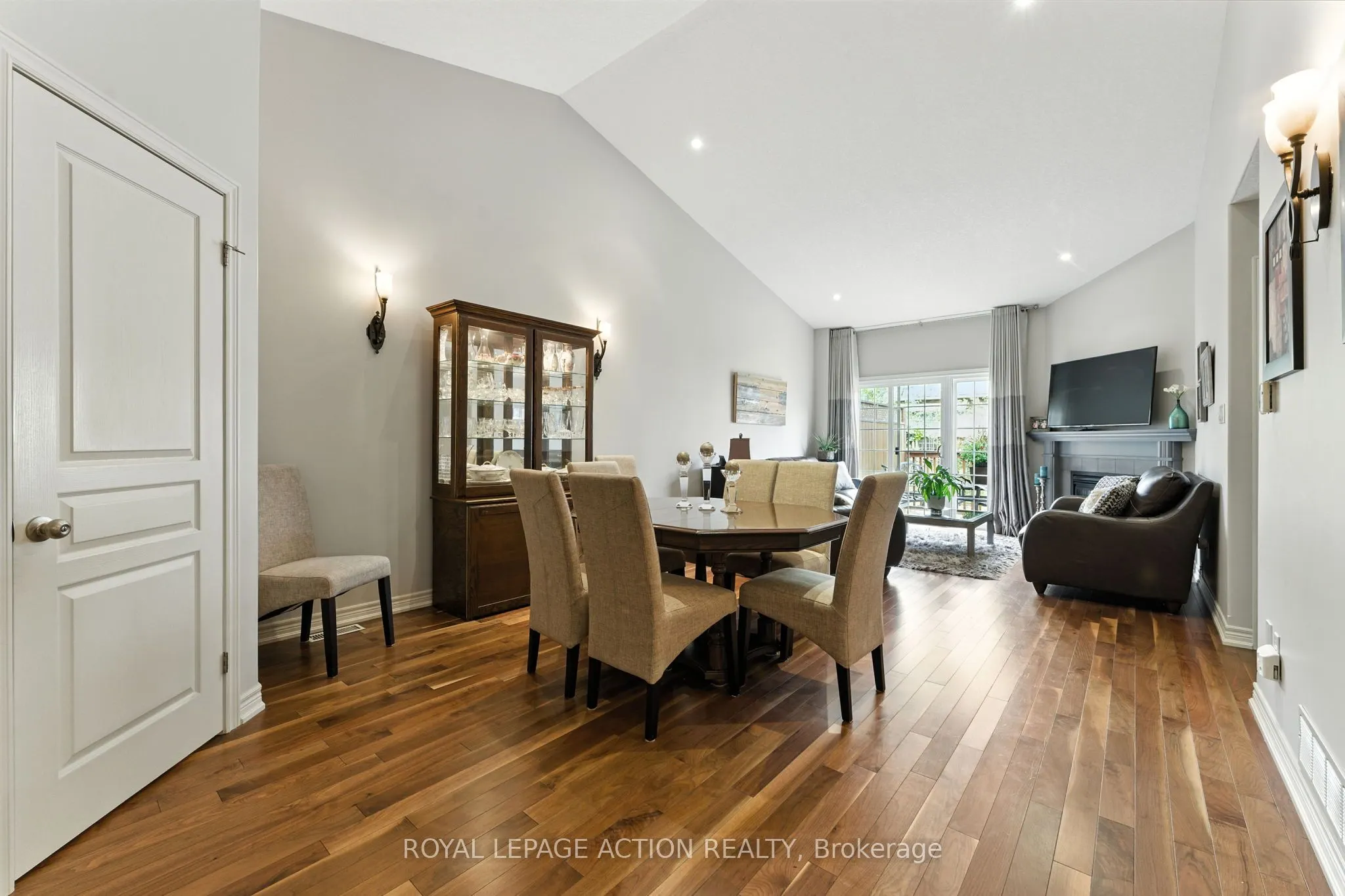 655 Park Road N, #2