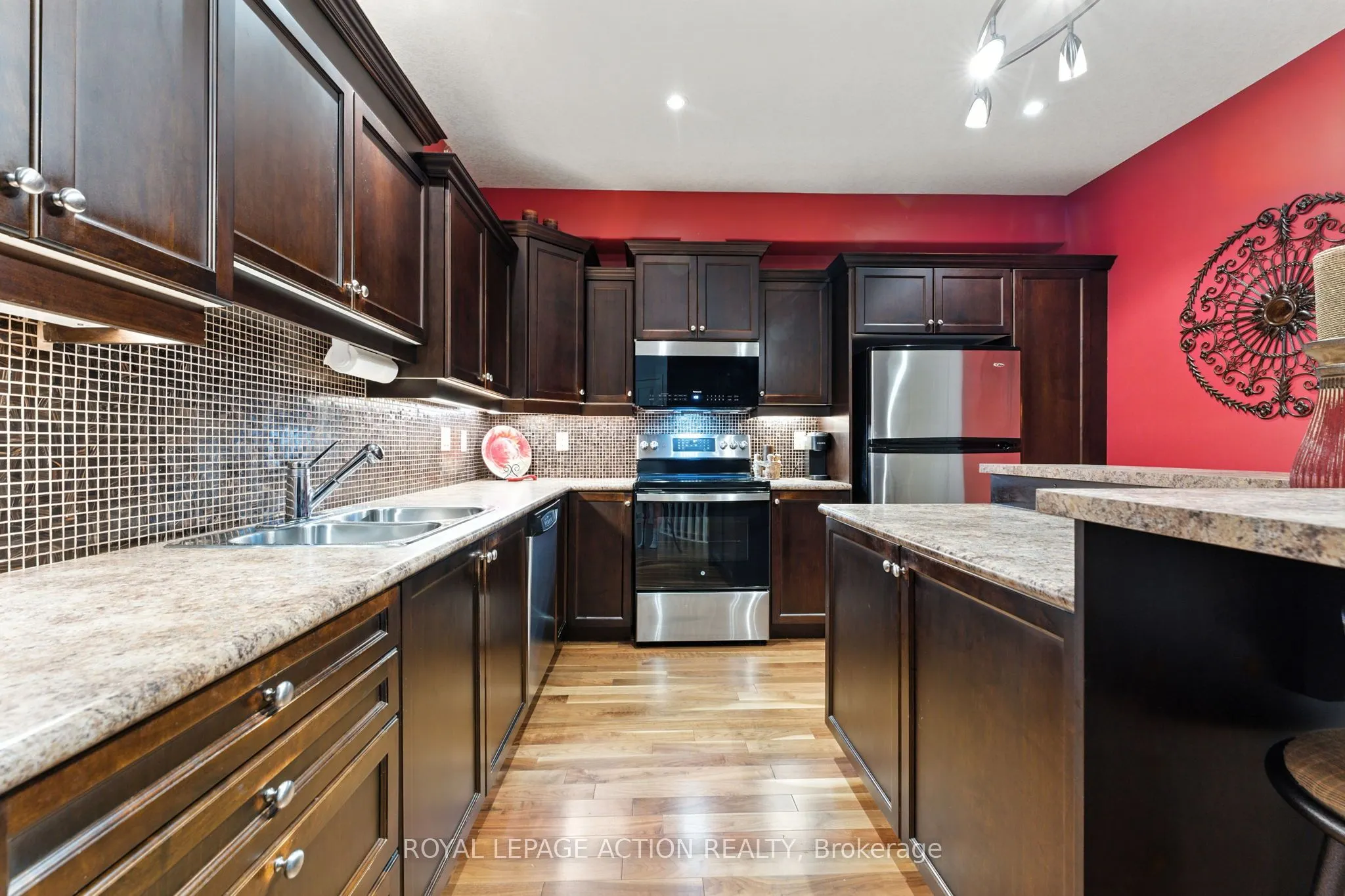 655 Park Road N, #2