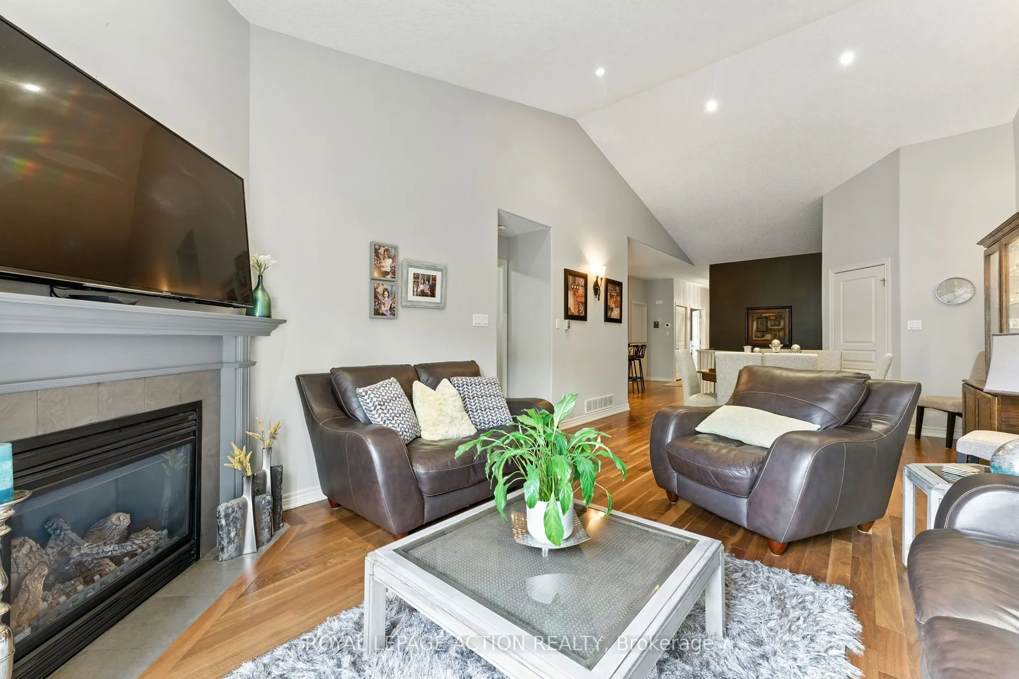 655 Park Road N, #2