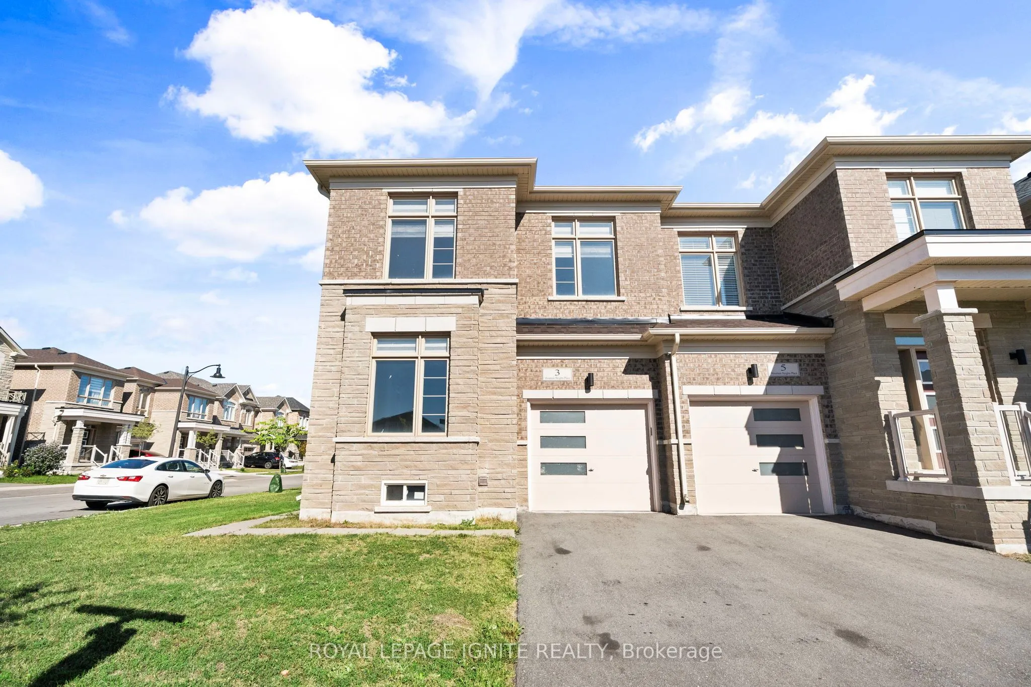 3 Mountain Heights Place