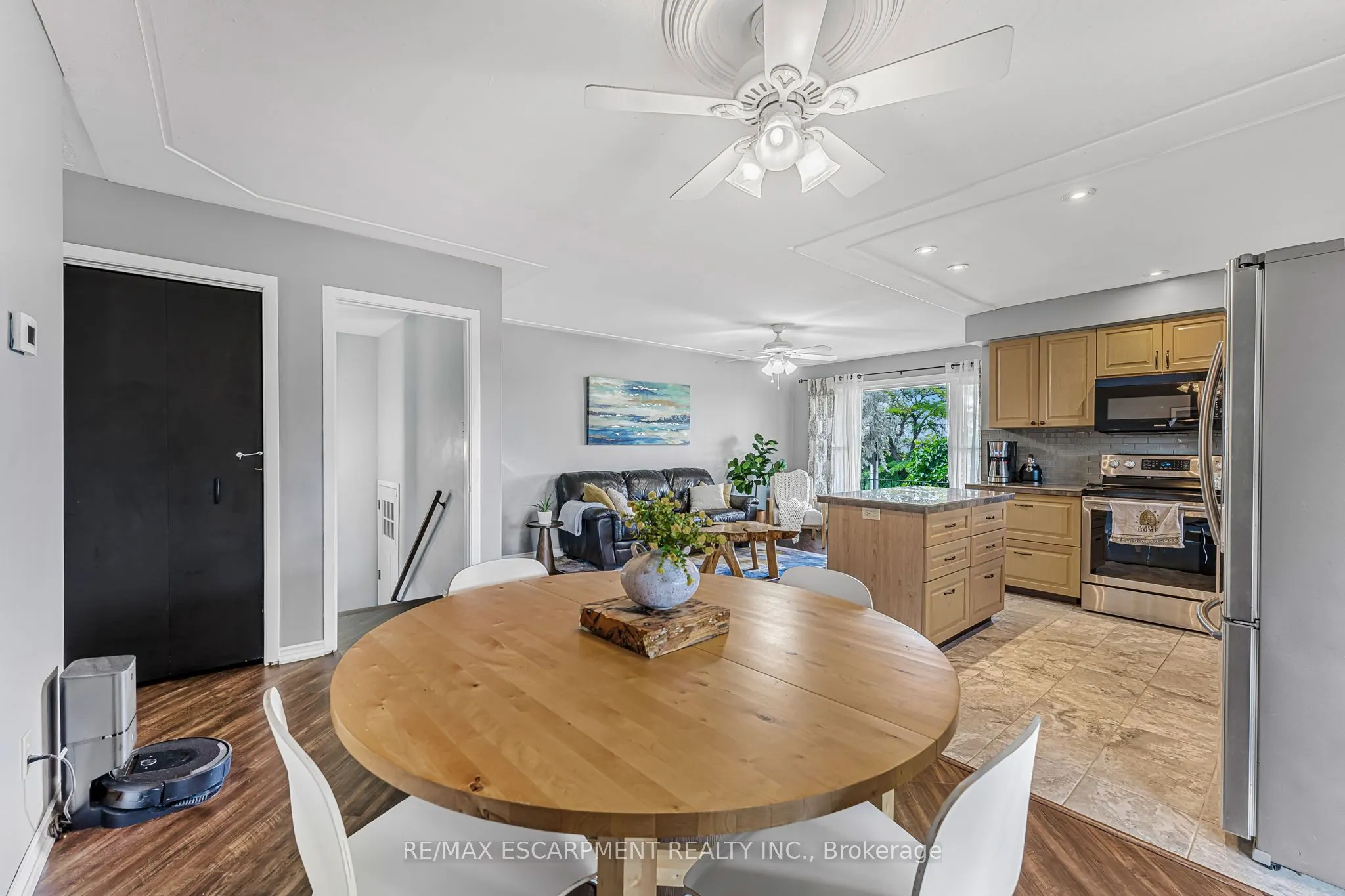 21 South Grimsby Road 5