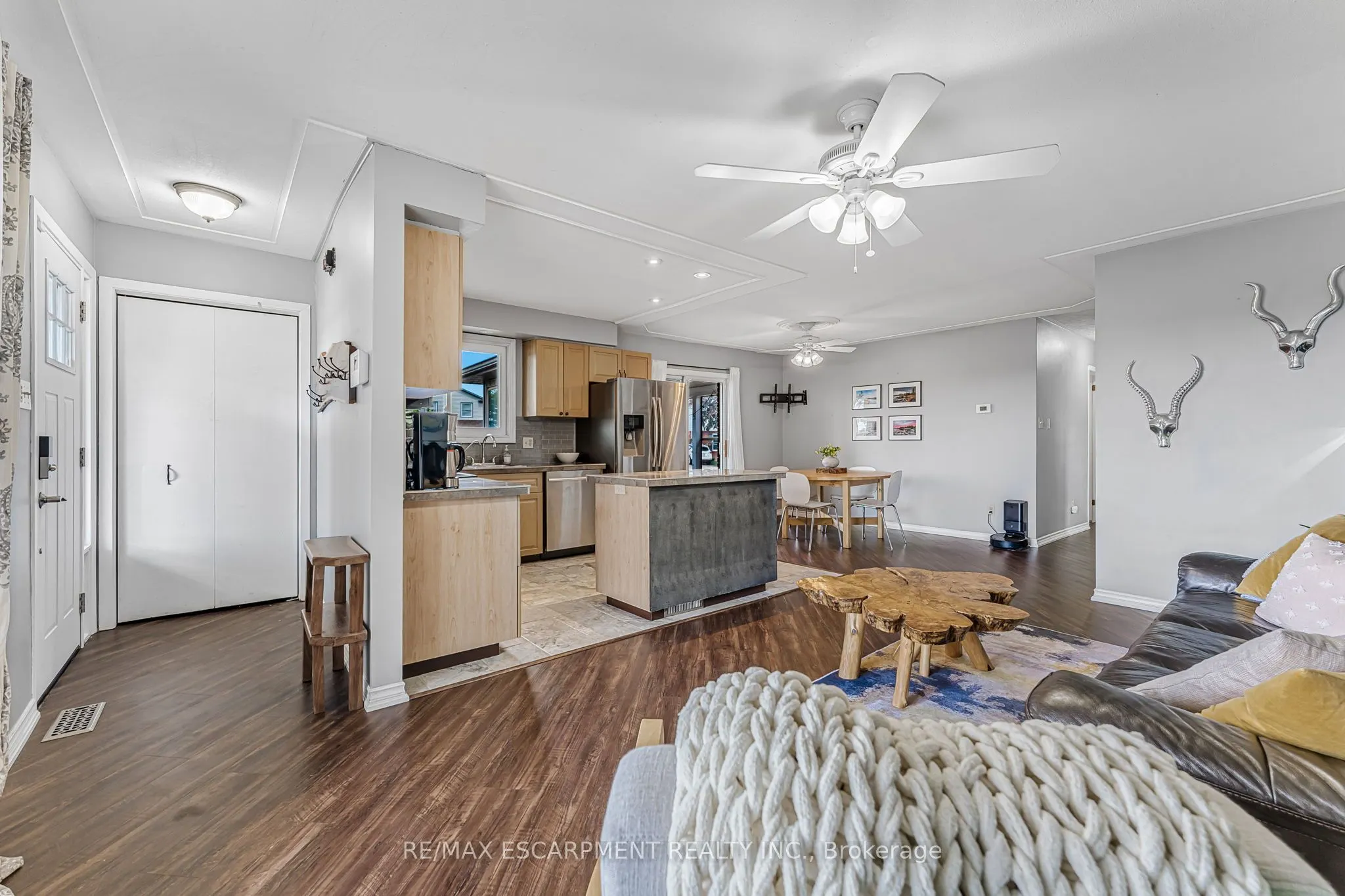 21 South Grimsby Road 5