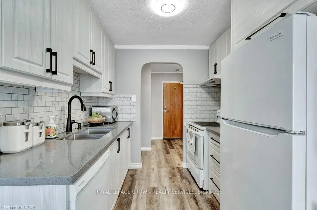 200 Jamieson Parkway, #118