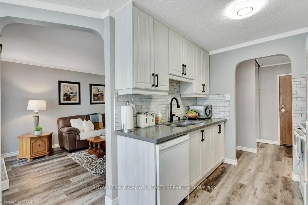 200 Jamieson Parkway, #118