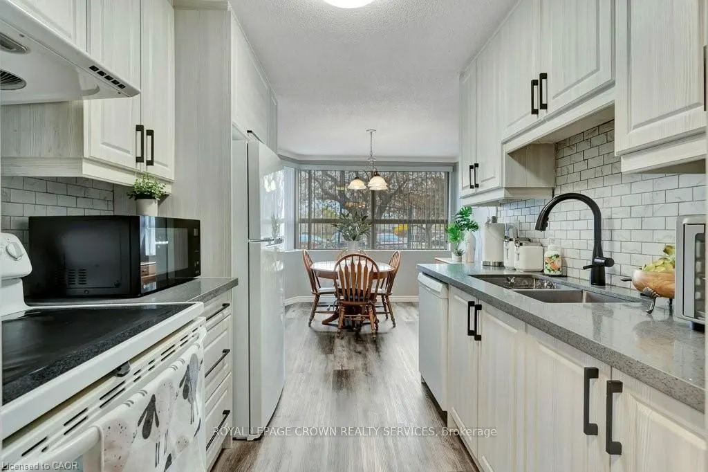 200 Jamieson Parkway, #118