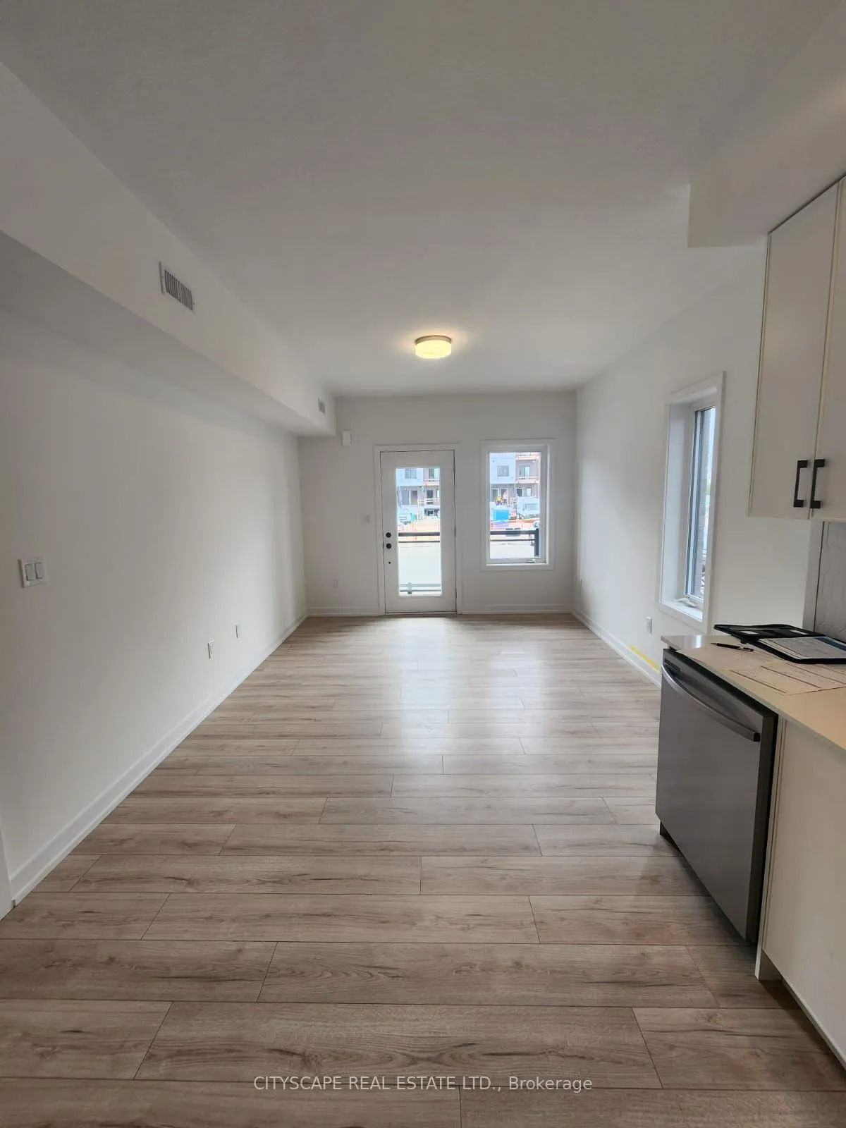 940 St David Street N, #70