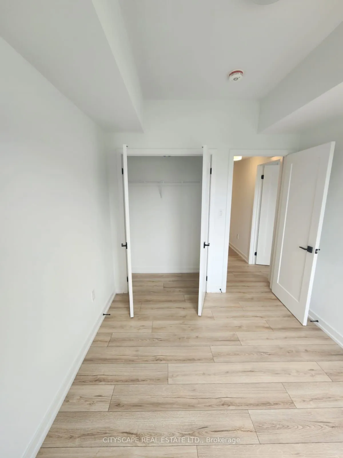 940 St David Street N, #70