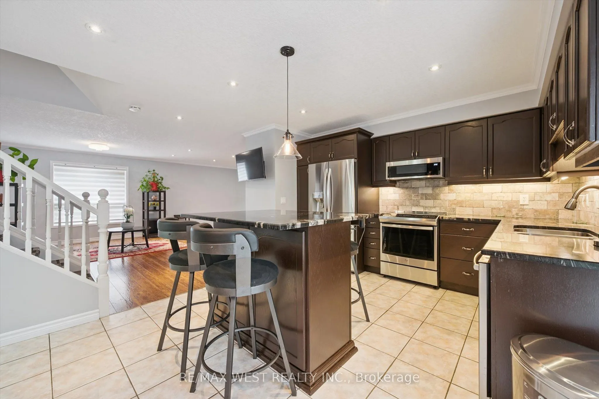 420 Starwood Drive