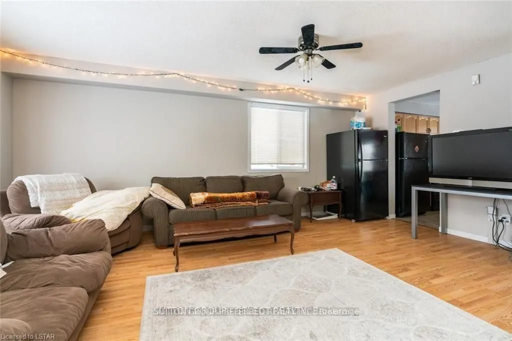 953 PROSPERITY Court