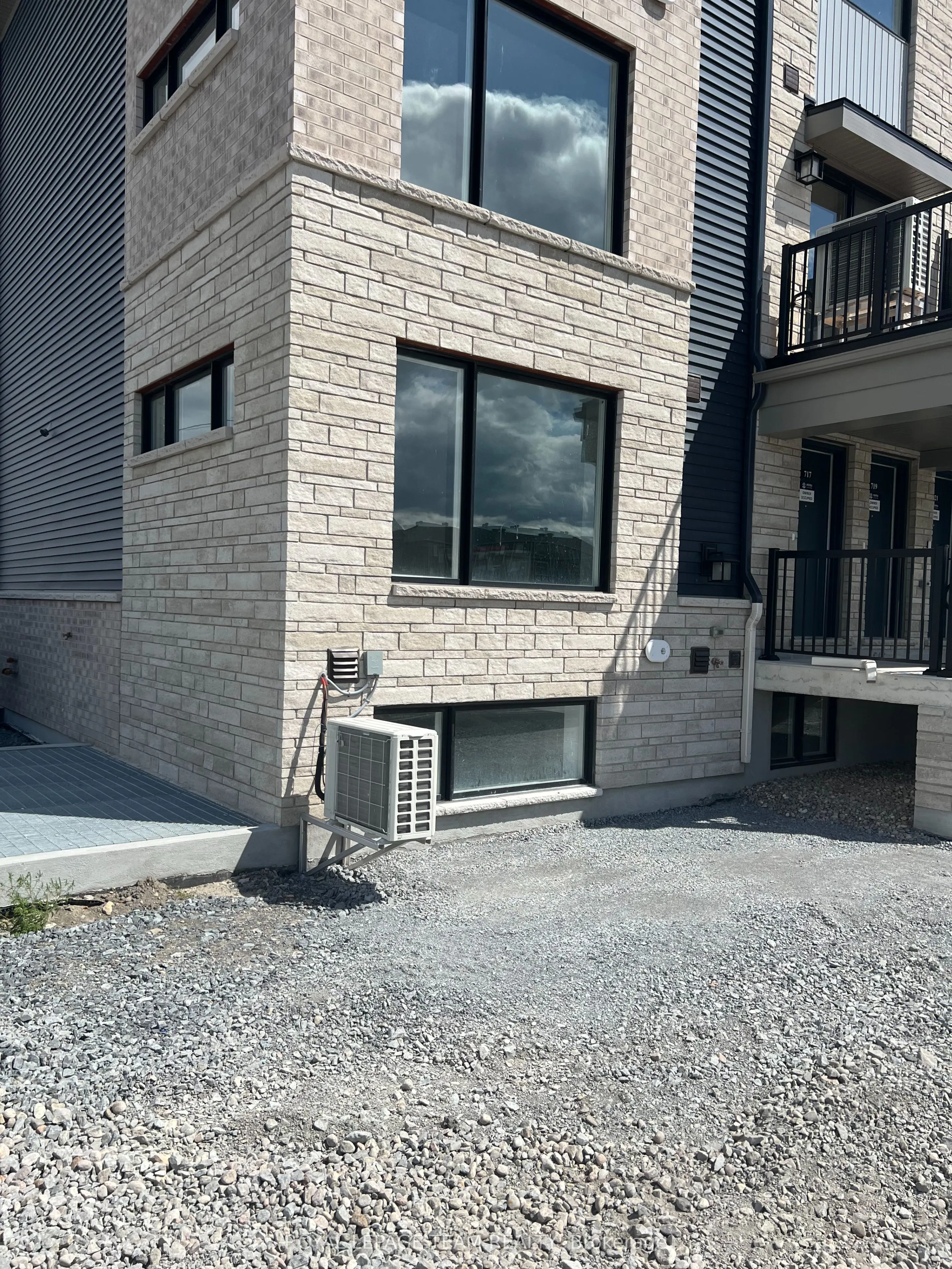 717 Arcadian Private, #717