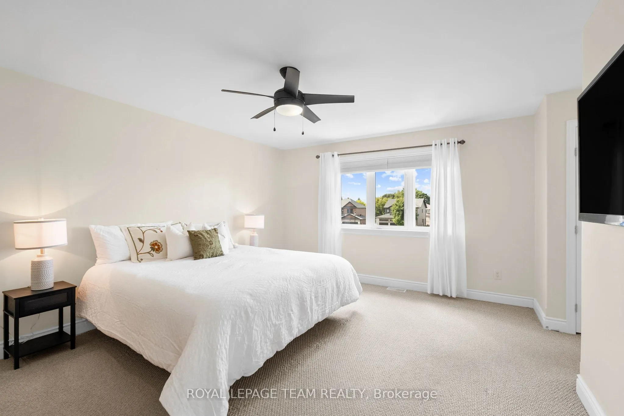 221 Santiago Street
