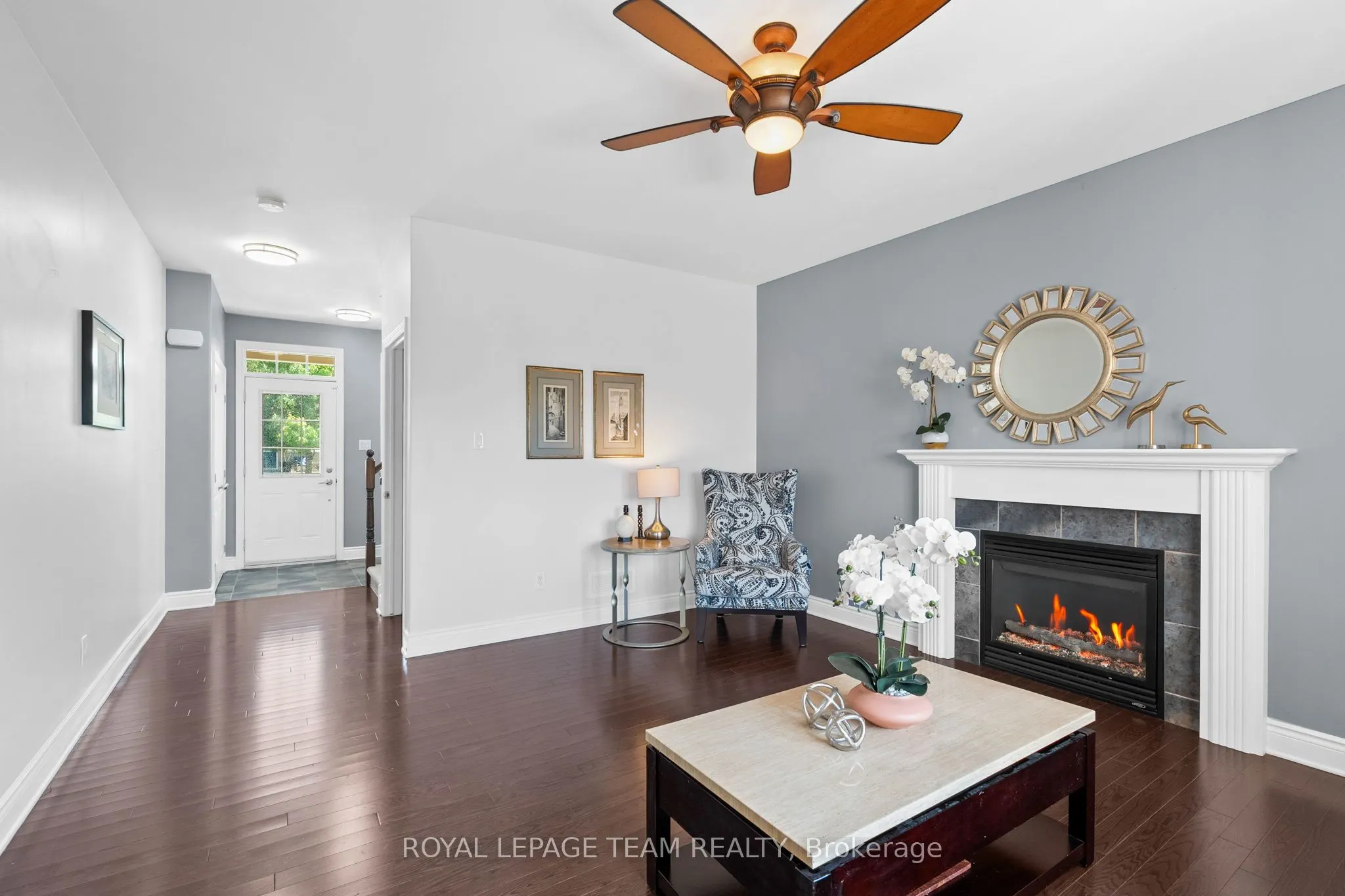 221 Santiago Street