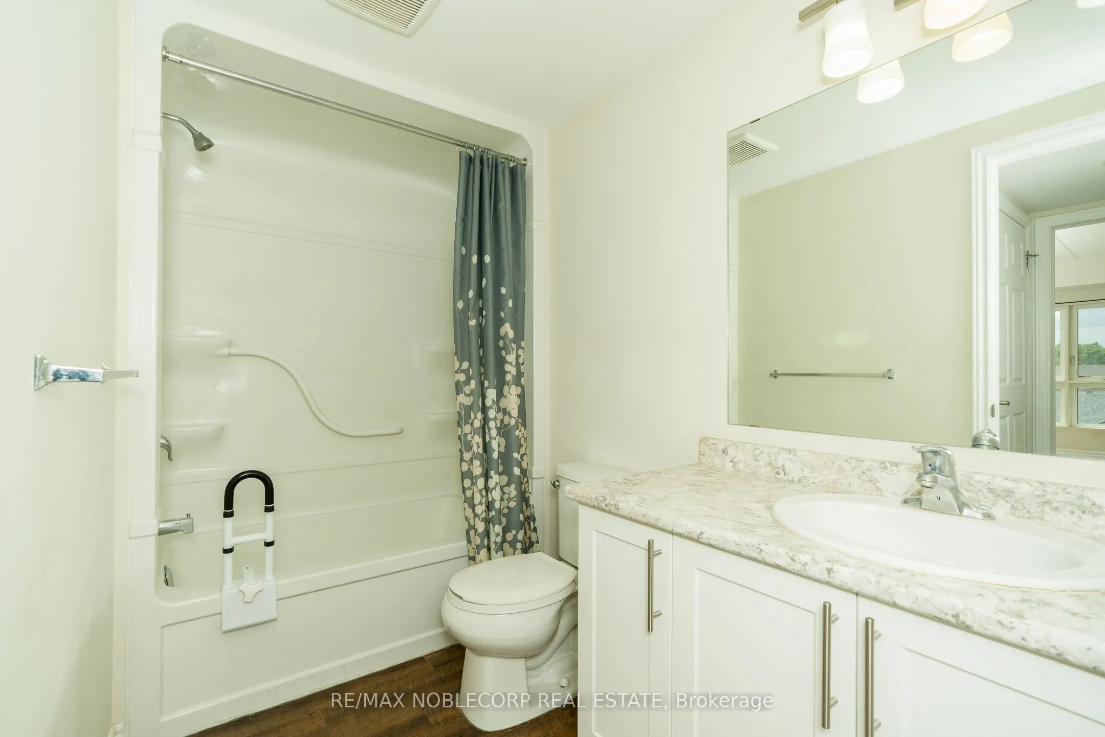 7 Kay Crescent, #504