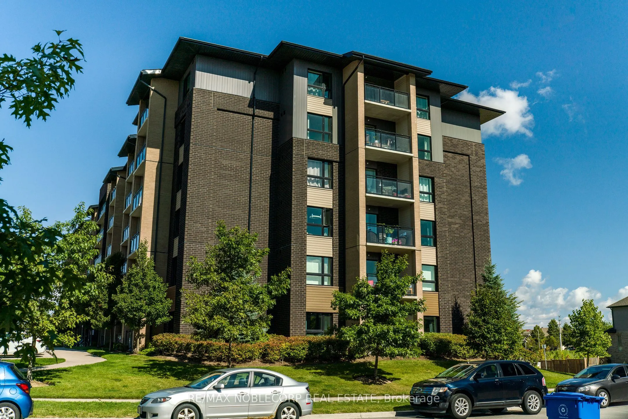 7 Kay Crescent, #504