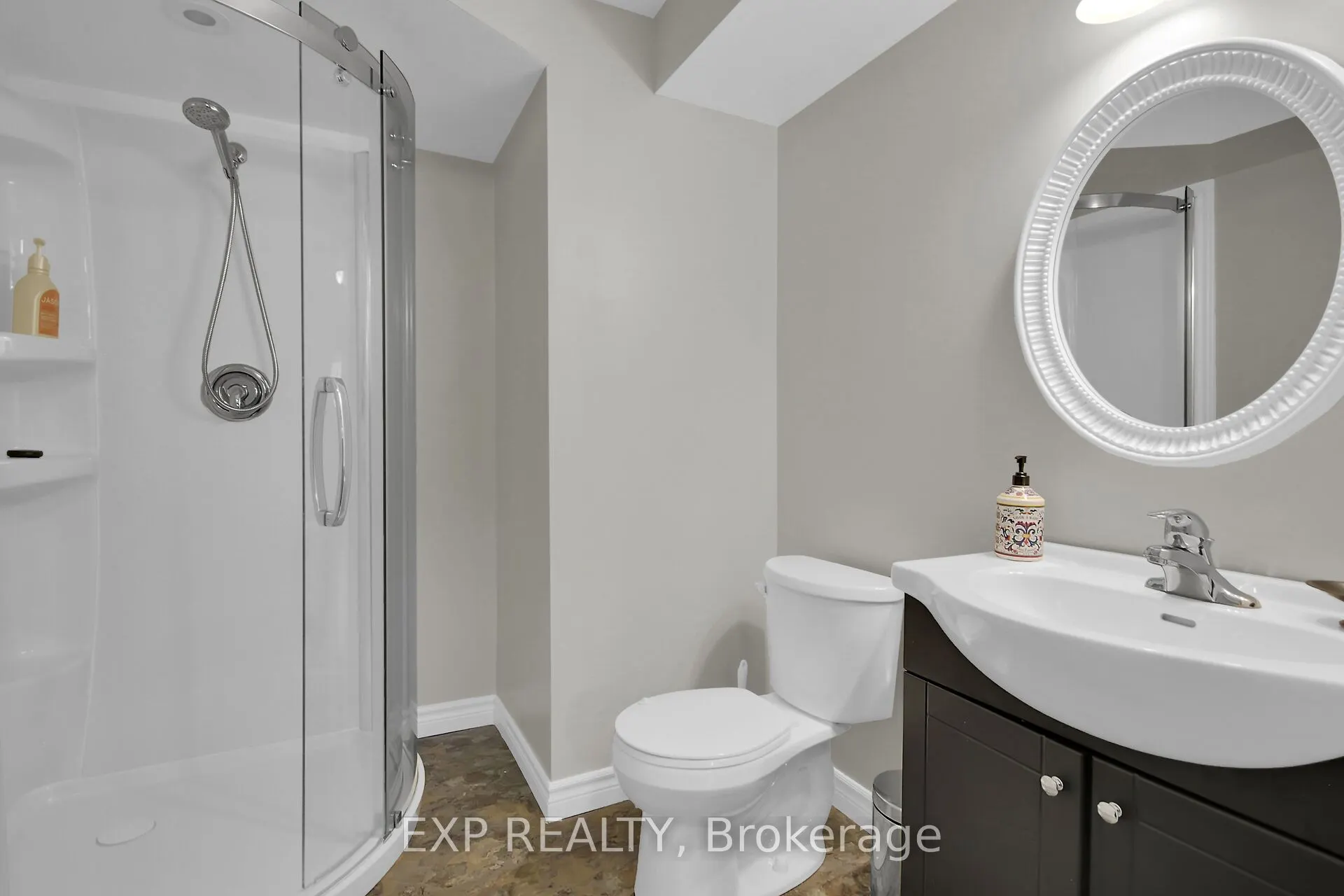 332 Finner Court
