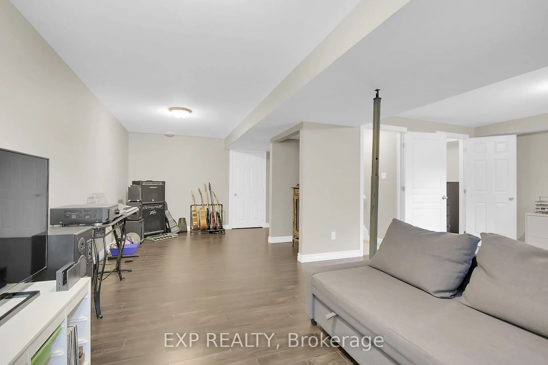332 Finner Court