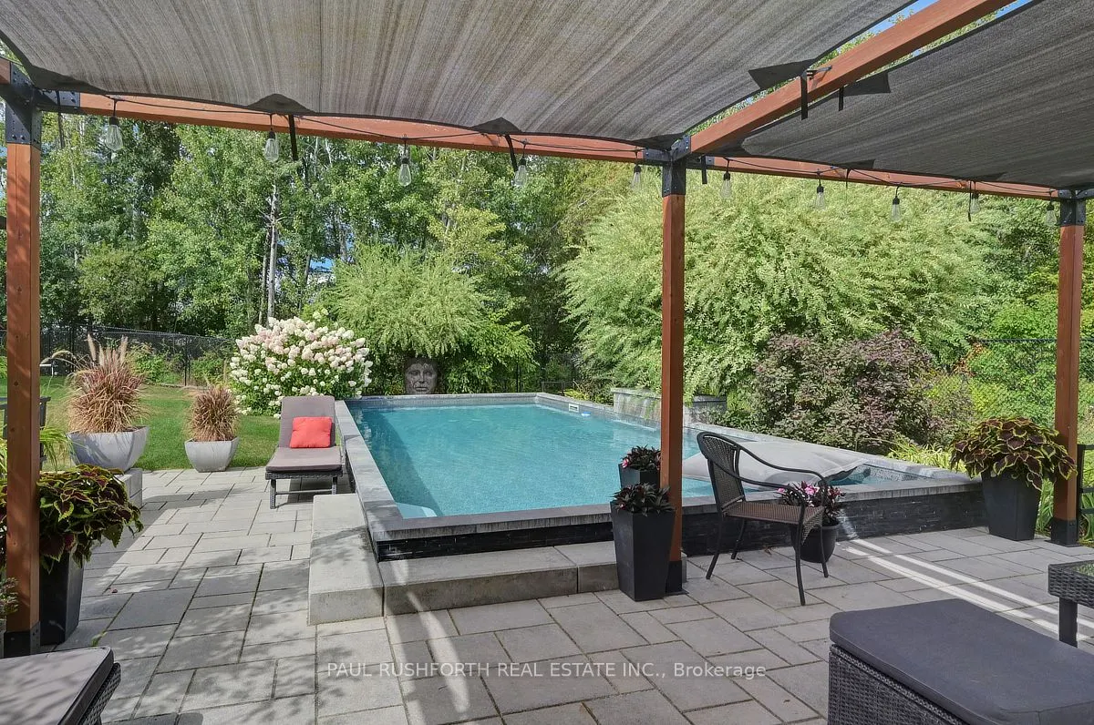 2189 Onyx Street