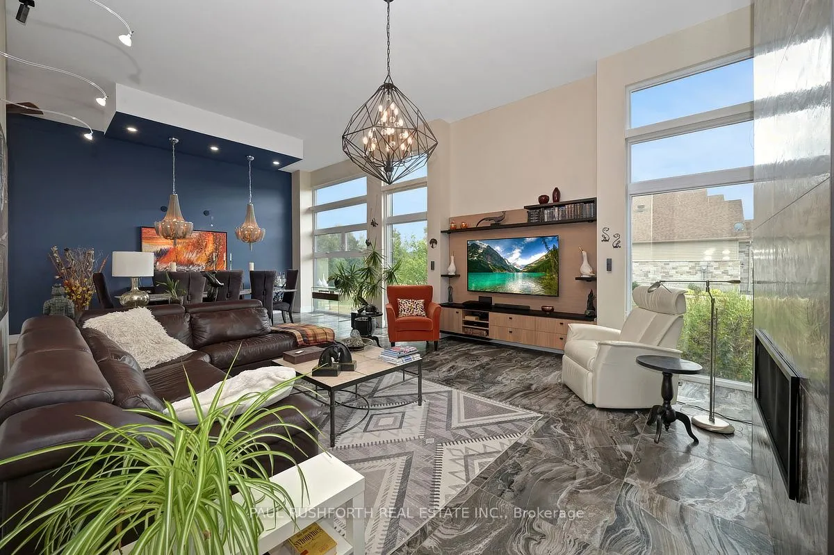 2189 Onyx Street