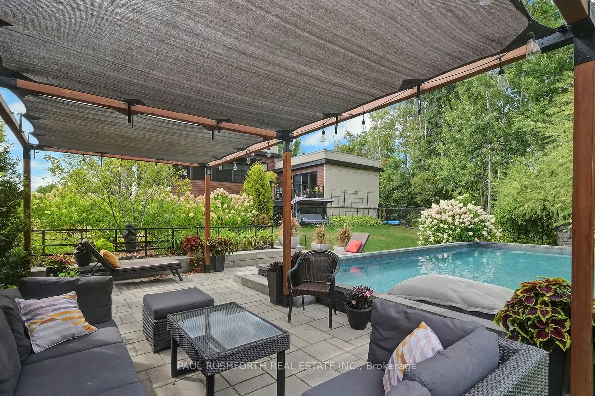 2189 Onyx Street