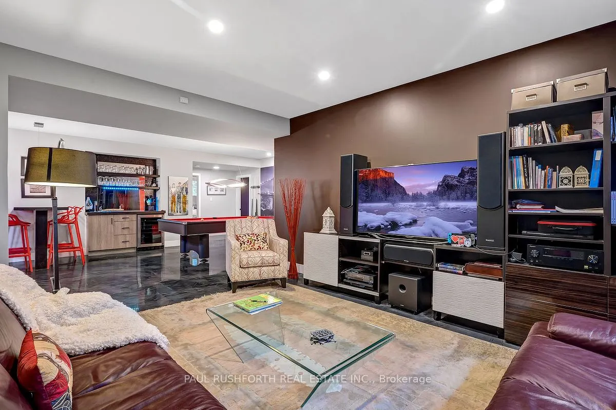 2189 Onyx Street