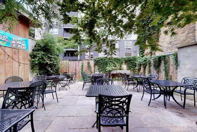 523 Richmond Street