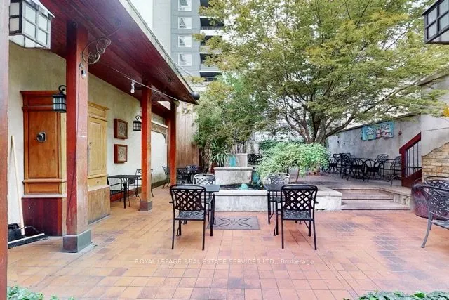 523 Richmond Street
