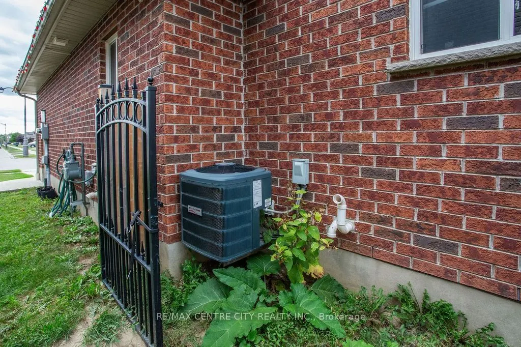 104 Walker Road