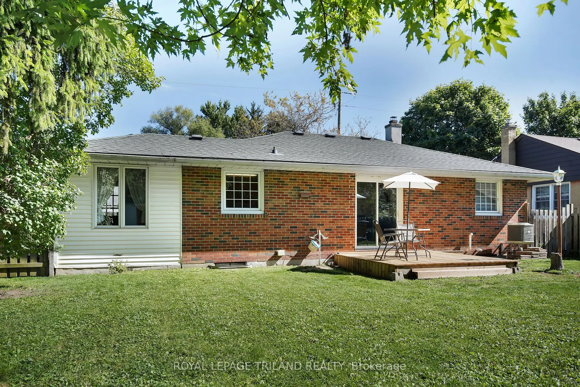 61 Churchill Crescent