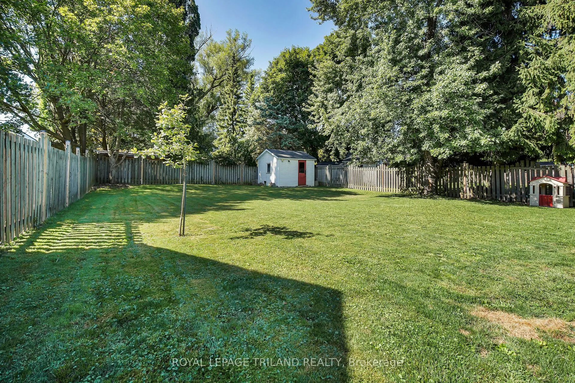 61 Churchill Crescent