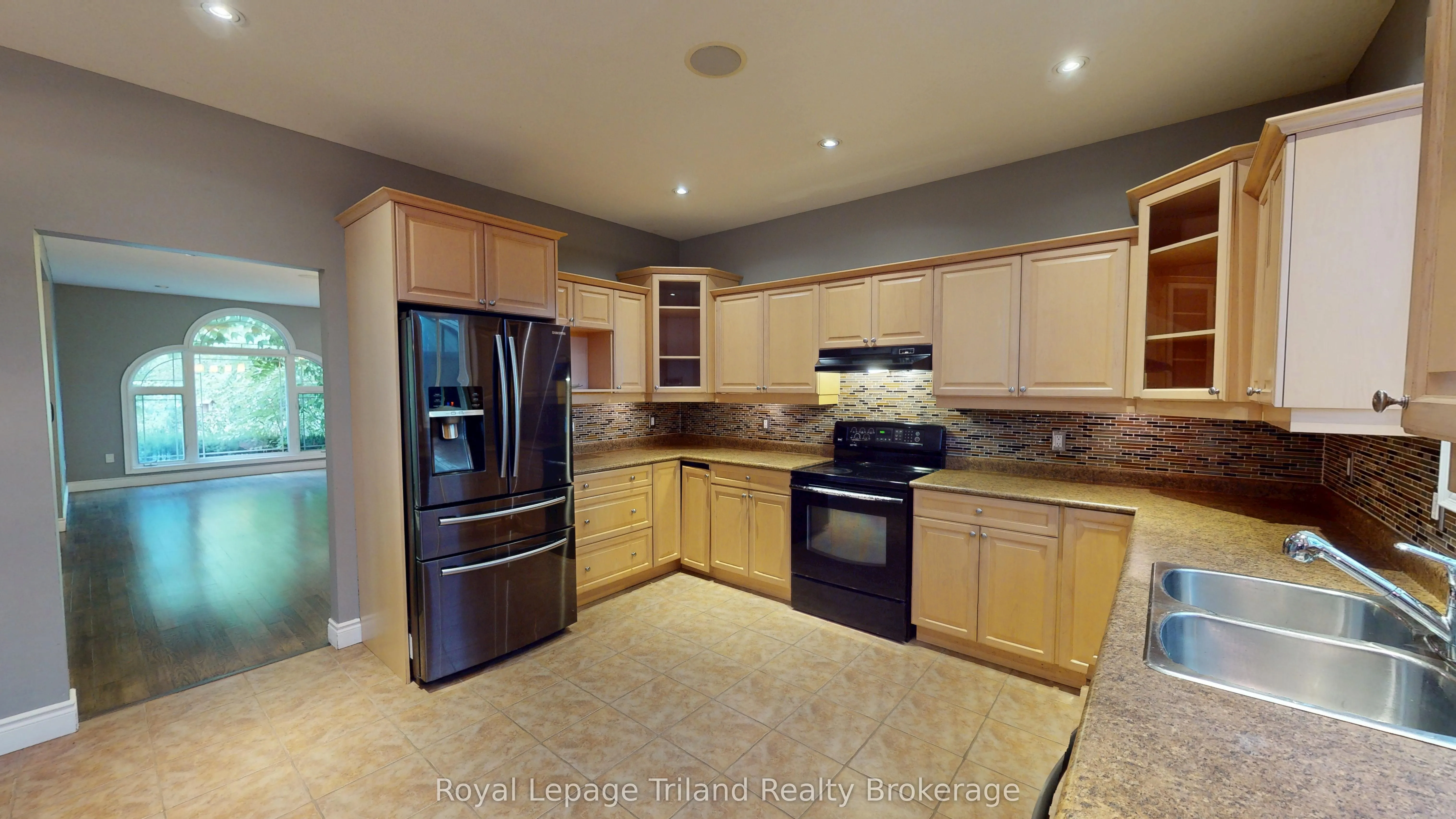 107 Forestway Trail