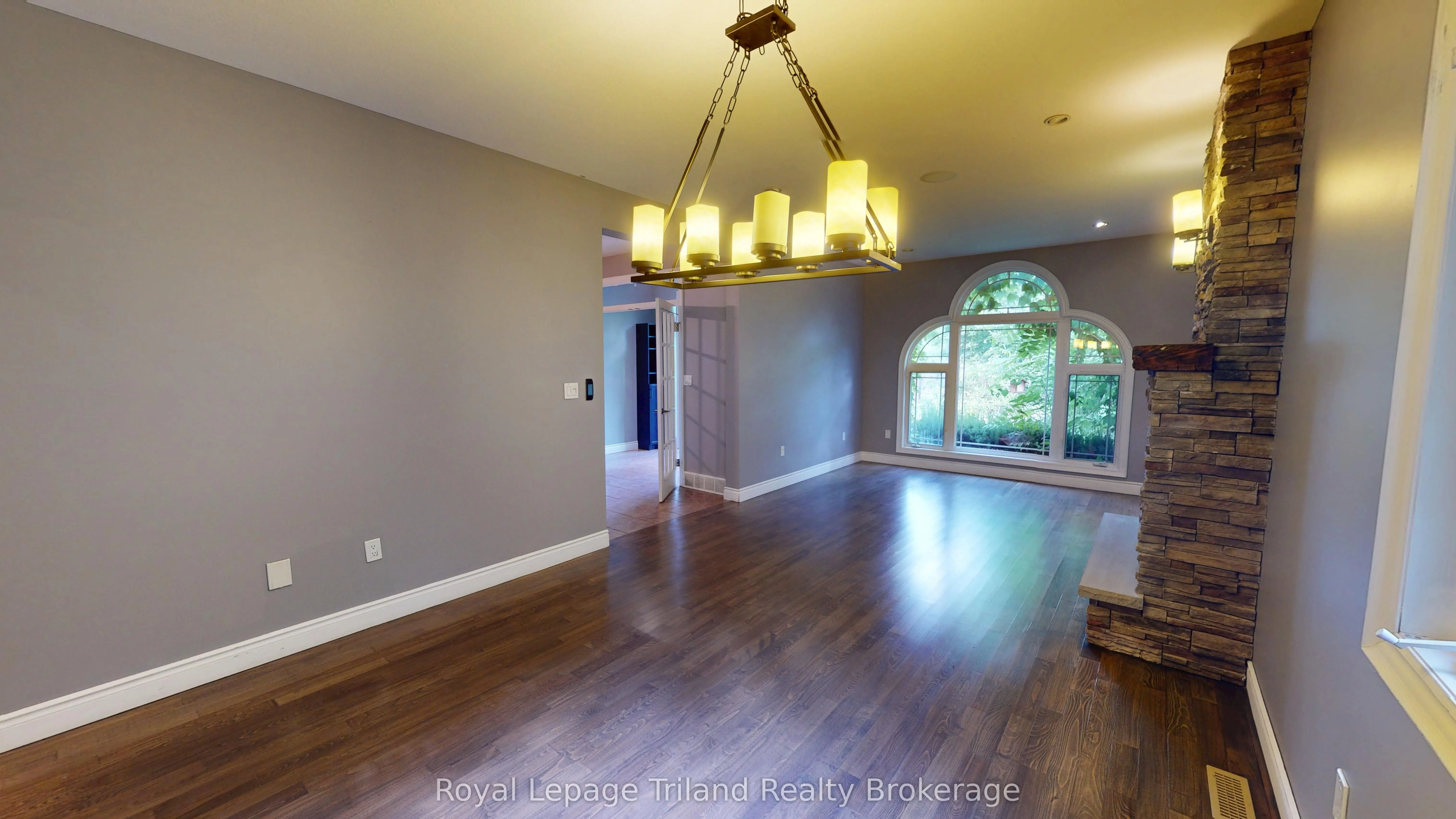 107 Forestway Trail