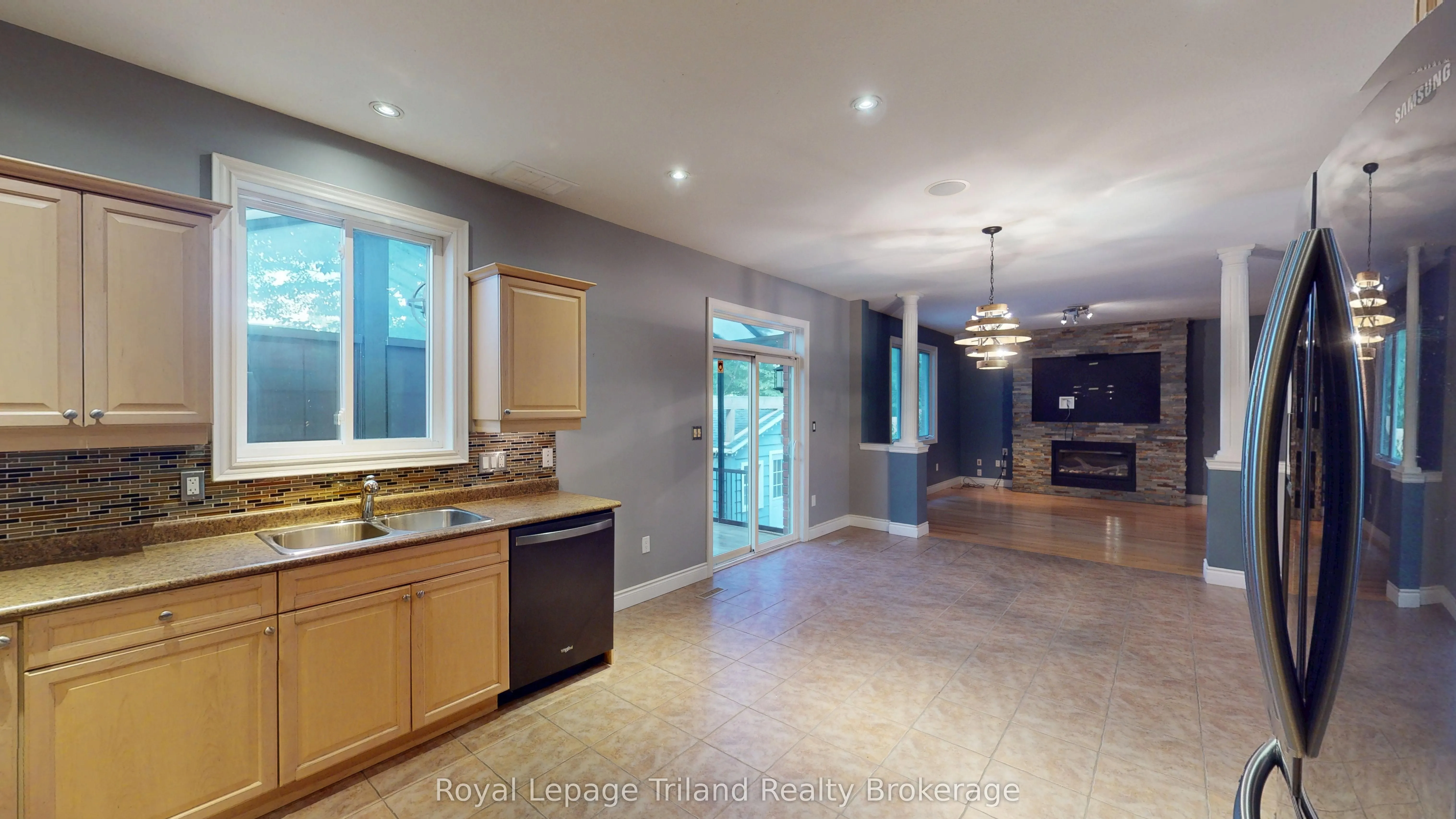 107 Forestway Trail