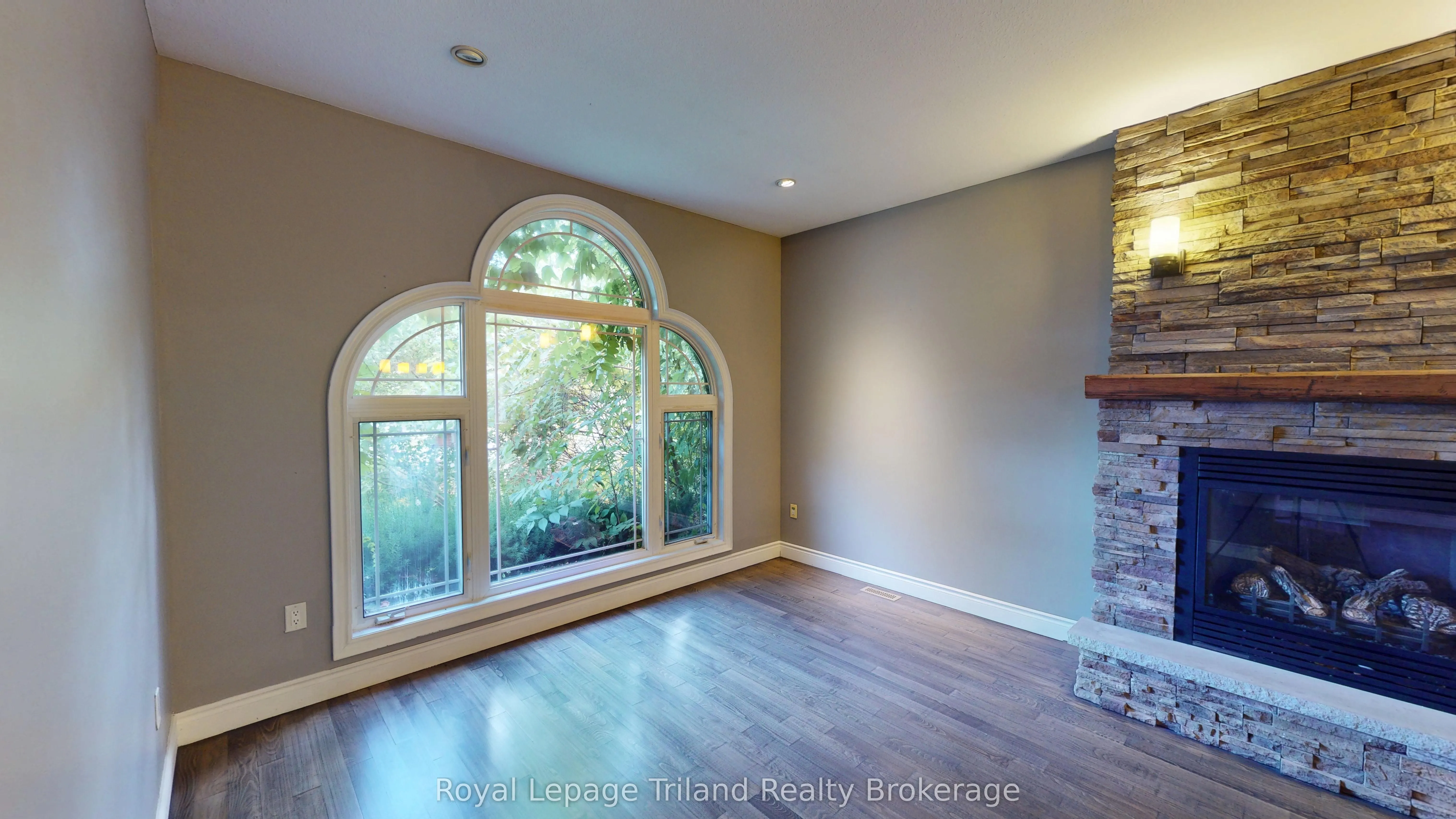 107 Forestway Trail